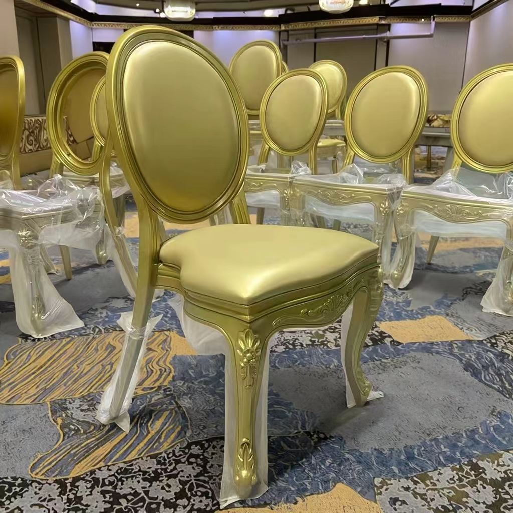 Luxury White Wedding Chair – Gray Upholstered Seat & Backrest