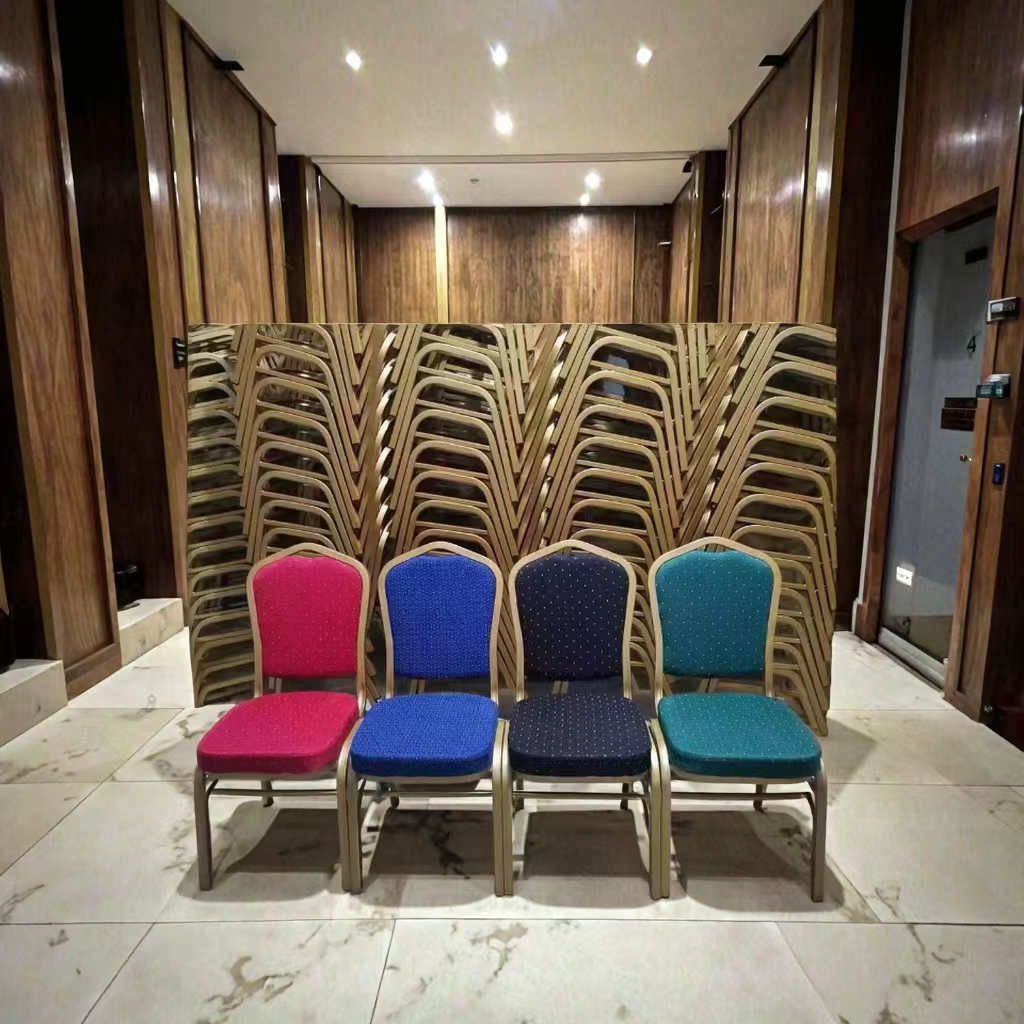 Black Banquet Chair with Gold Frame – Durable Event Seating